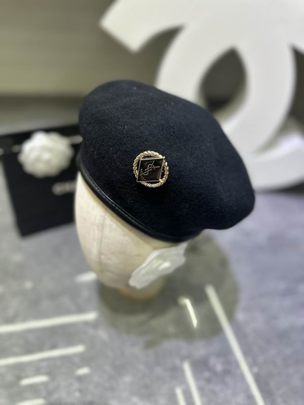 YSL beret dx09